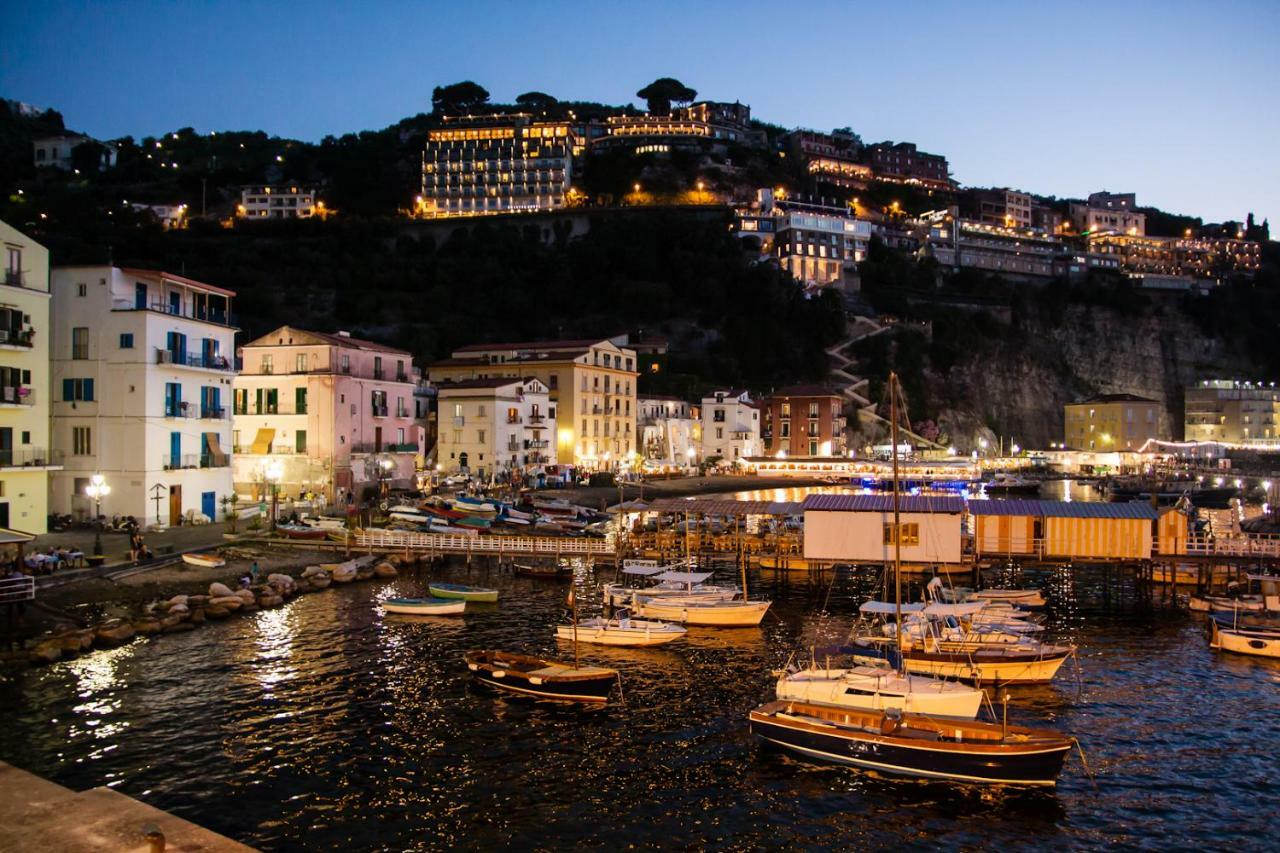 B&B Syrentum Sorrento Exterior foto